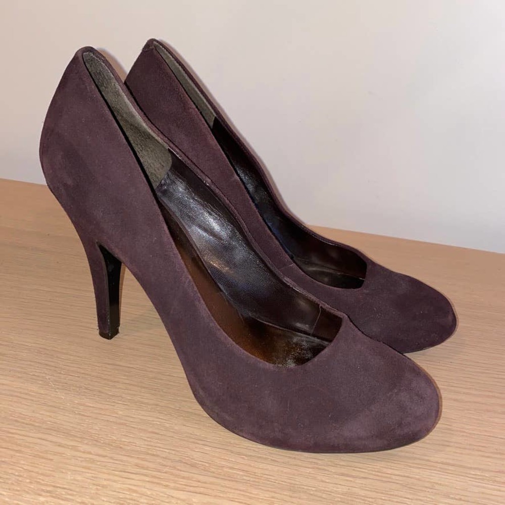 Brown Round Toe Suede Nine West Pumps Size 10M